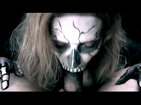 ❤️ ສາວ Demon ດູດ cock ກັບປາກສີດໍາຂອງນາງແລະກືນ cum. ☑ ວິດີໂອຮ່ວມເພດ  ທີ່ lo.serviporno.ru ❤